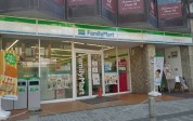 ファミリーマート相模原駅前店