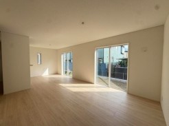 八王子市泉町