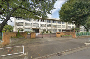 清新中学校
