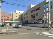 ファミリーマート秀英館町店